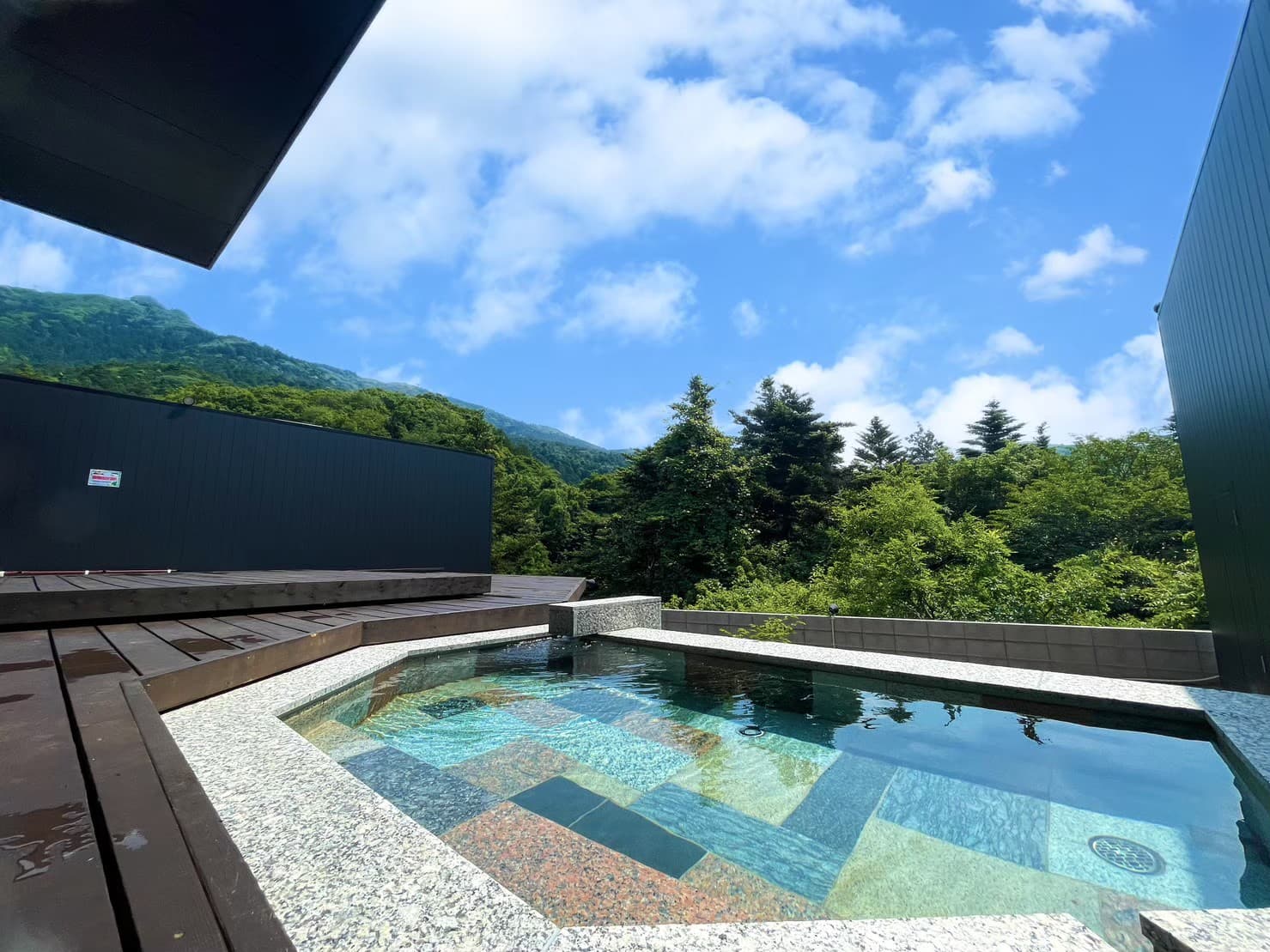つくばの湯 露天風呂